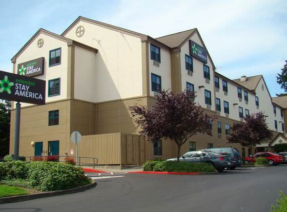 Extended Stay America Suites Seattle Everett North allows check-in for 18 year-old guests