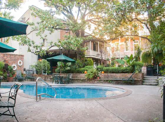 Place d'Armes Hotel allows check-in for 18 year-old guests