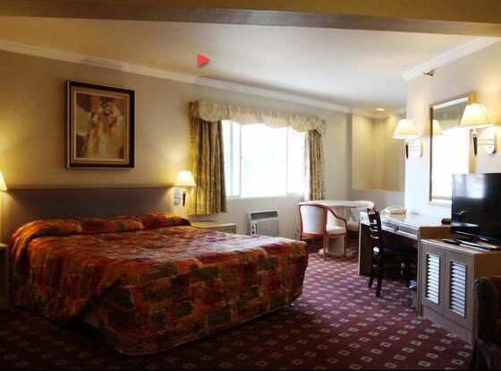 Metro Plaza Hotel allows check-in for 18 year-old guests