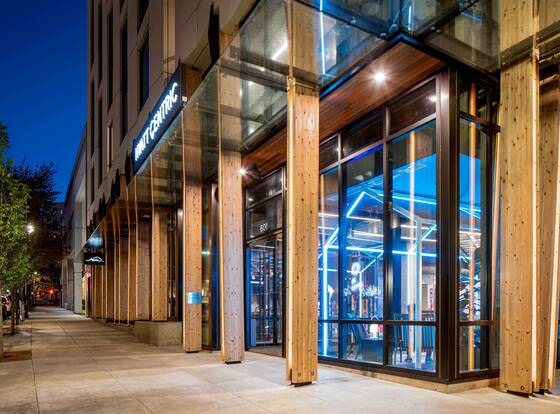 Hyatt Centric Downtown Portland allows check-in for 18 year-old guests