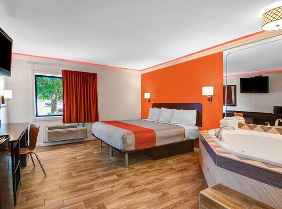 Motel 6 Norcross, GA allows check-in for 18 year-old guests