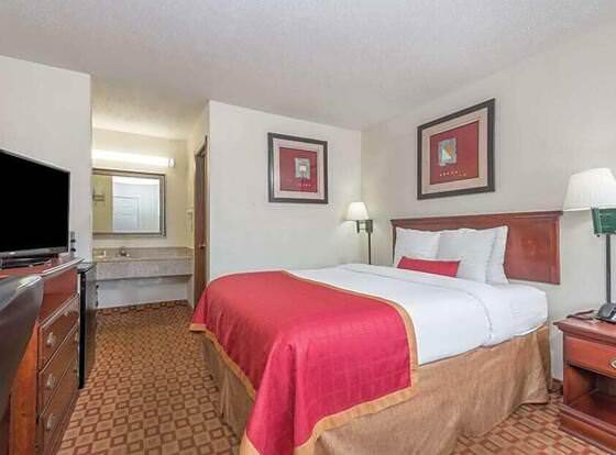 Best Value Inn allows check-in for 18 year-old guests