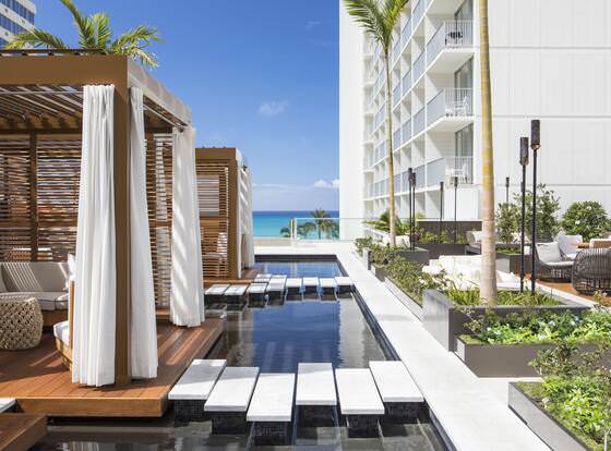 'Alohilani Resort Waikiki Beach allows check-in for 18 year-old guests