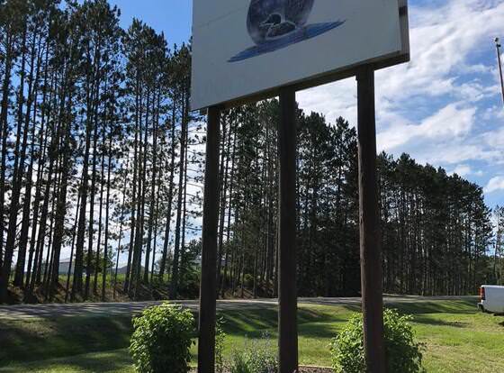 Blue Moon Resort and Motel allows check-in for 18 year-old guests