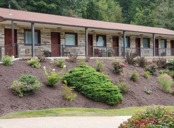 Jefferson Hills Motel allows check-in for 18 year-old guests