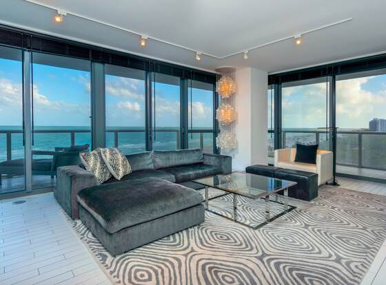 Lrmb - W South Beach #19 Southeast Full Oceanfront & City View allows check-in for 18 year-old guests