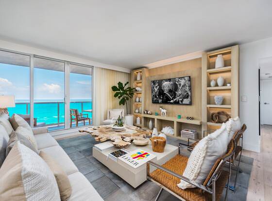 Lrmb - Eco-hotel #8 East Oceanfront & Pool View allows check-in for 18 year-old guests