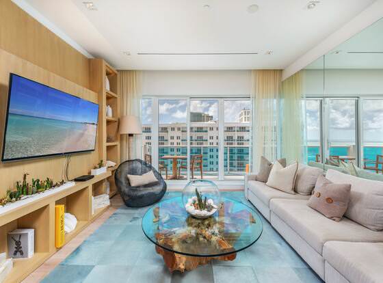 Lrmb - Eco-hotel #9 Southeast Ocean & Pool View allows check-in for 18 year-old guests