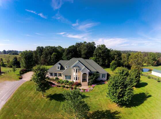 Southern Grace Bed & Breakfast allows check-in for 18 year-old guests
