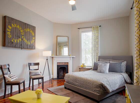 2 Bed Oasis near Forsyth Park allows check-in for 18 year-old guests