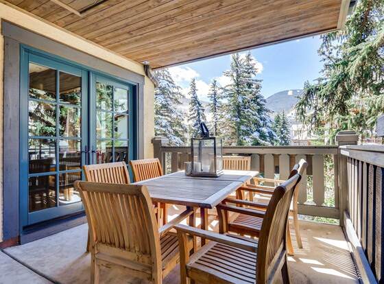 1-#28 One Willow Bridge 3BD allows check-in for 18 year-old guests