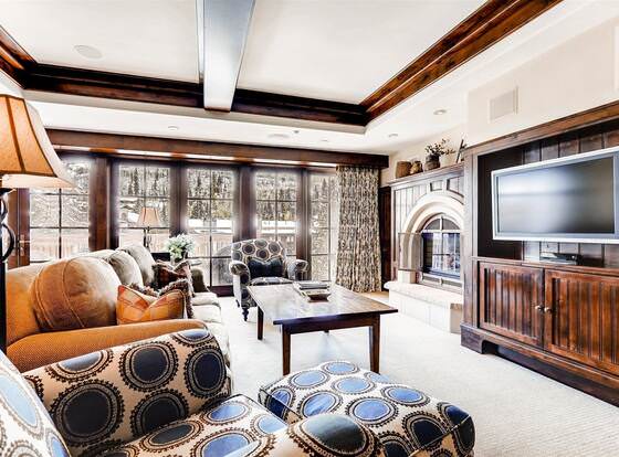 Vail VLG One Willow 3bd-rab1 allows check-in for 18 year-old guests