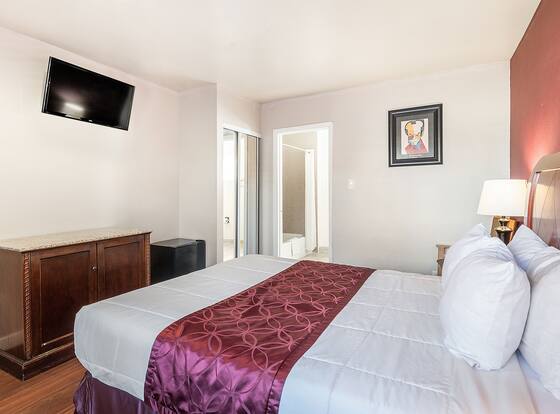 LA Royal Viking allows check-in for 18 year-old guests