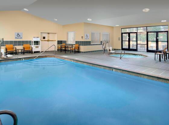 Courtyard By Marriott Portland Hillsboro allows check-in for 18 year-old guests