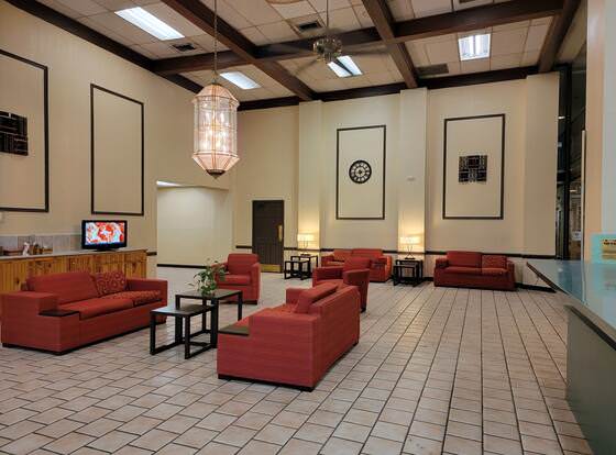 Rest Inn - Extended Stay, I-40 Airport, Wedding & Event Center allows check-in for 18 year-old guests