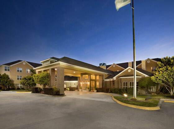Homewood Suites by Hilton Houston - Willowbrook Mall allows check-in for 18 year-old guests