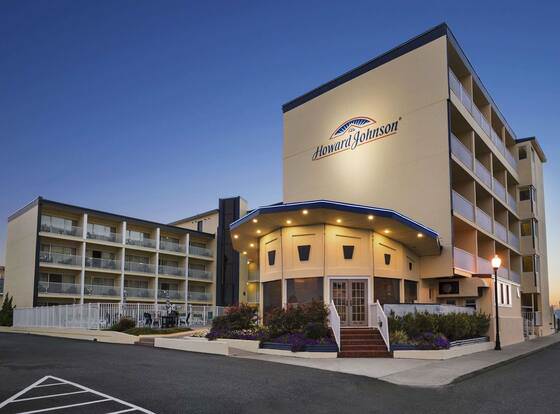 Howard Johnson by Wyndham Ocean City Oceanfront allows check-in for 18 year-old guests