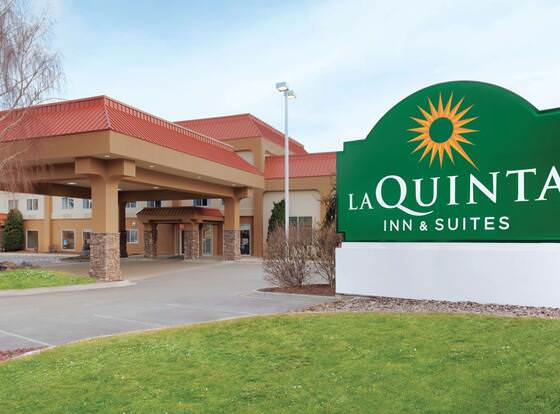 La Quinta Inn & Suites by Wyndham Pocatello allows check-in for 18 year-old guests