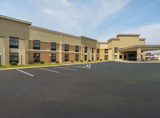 Clarion Inn & Suites allows check-in for 18 year-old guests