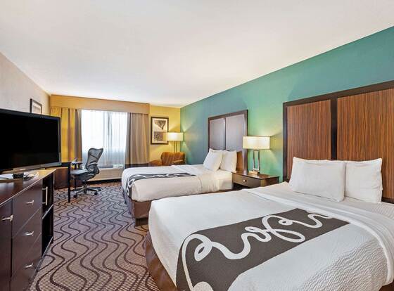 La Quinta Inn & Suites by Wyndham Boise Towne Square allows check-in for 18 year-old guests