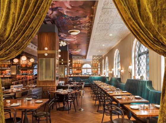 Hotel Bijou, WorldHotels Crafted allows check-in for 18 year-old guests