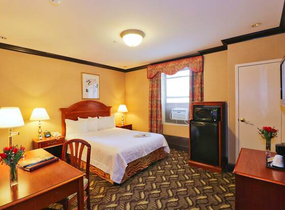 Hotel Newton allows check-in for 18 year-old guests