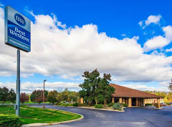 Best Western Shippensburg Hotel allows check-in for 18 year-old guests