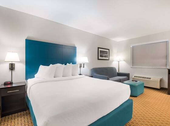 MainStay Suites Chattanooga Hamilton Place allows check-in for 18 year-old guests