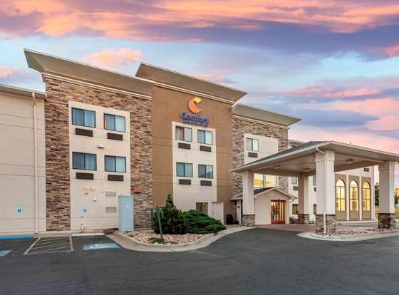 Comfort Inn & Suites Pueblo allows check-in for 18 year-old guests
