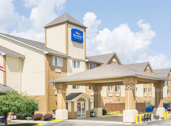 Baymont by Wyndham Piqua allows check-in for 18 year-old guests
