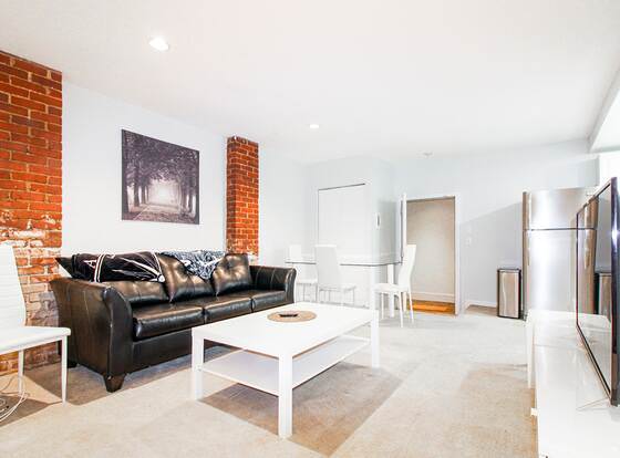 Evonify - Back Bay Suites allows check-in for 18 year-old guests