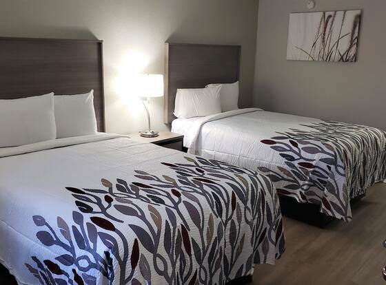 Red Roof Inn Cullman allows check-in for 18 year-old guests