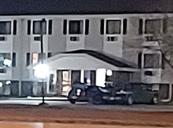 Country Club Inn & Suites allows check-in for 18 year-old guests