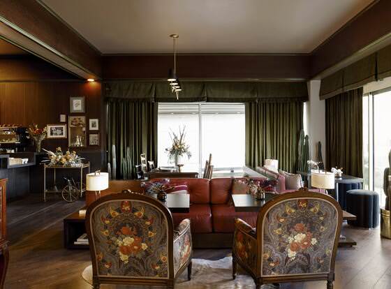 Life House, Lower Highlands allows check-in for 18 year-old guests