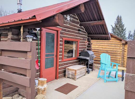 Jessey James allows check-in for 18 year-old guests