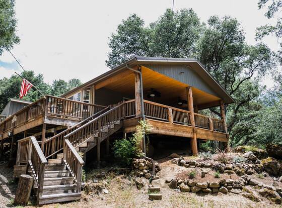 Sierra Lakes Retreat allows check-in for 18 year-old guests