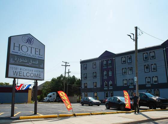 Hotel Chataura allows check-in for 18 year-old guests