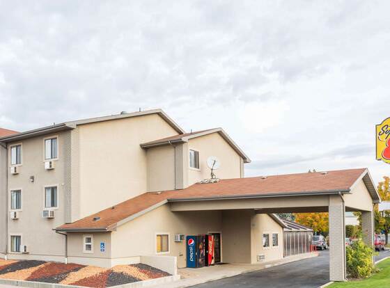 Super 8 by Wyndham Logan allows check-in for 18 year-old guests