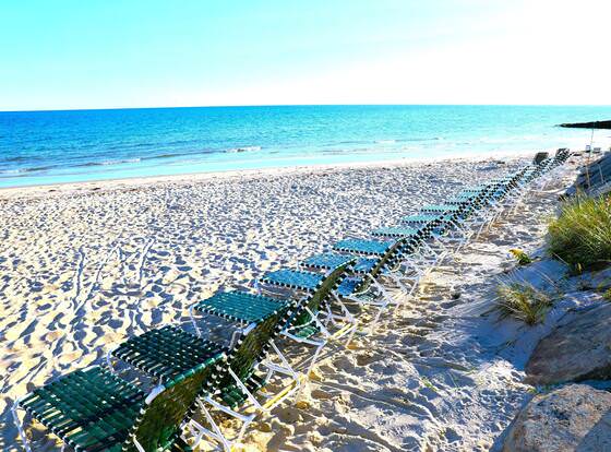 Sea Shell Motel allows check-in for 18 year-old guests