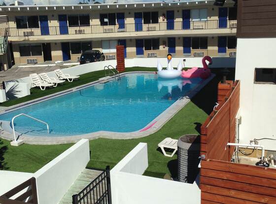 Banana Peel Resort allows check-in for 18 year-old guests