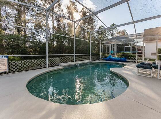 Rolling_hills_7965 allows check-in for 18 year-old guests