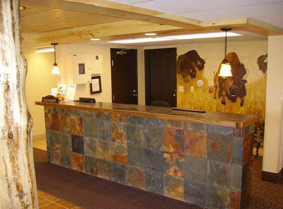 Super 8 by Wyndham Rapid City allows check-in for 18 year-old guests