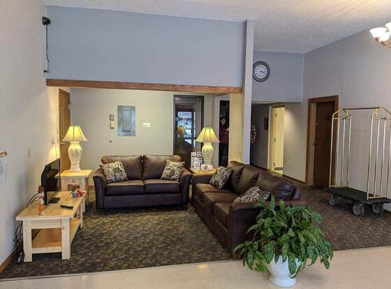 Northern Lights Inn allows check-in for 18 year-old guests