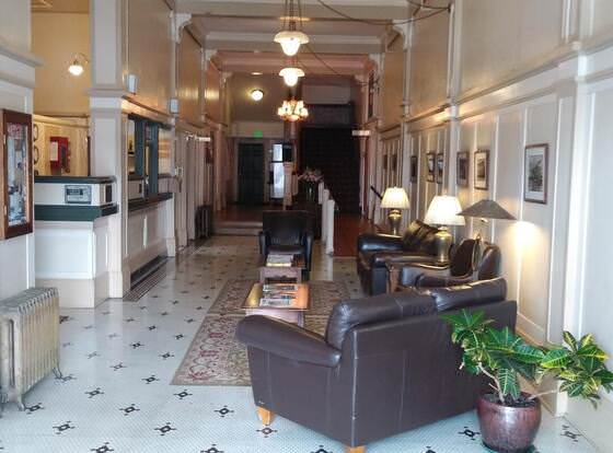 Hotel Arcata allows check-in for 18 year-old guests