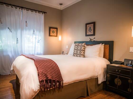 Cadet Hotel allows check-in for 18 year-old guests