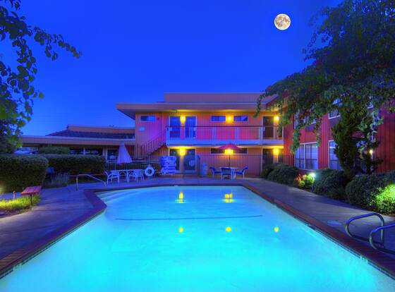 County Inn allows check-in for 18 year-old guests