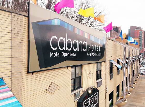 Cabana Hotel Yankee Stadium allows check-in for 18 year-old guests