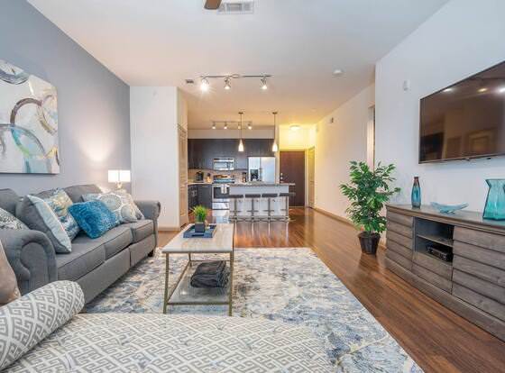 Elite Med Center Comfortable Condo Fully Equipped allows check-in for 18 year-old guests