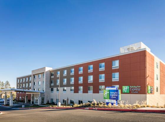 Holiday Inn Express & Suites Bend South, an IHG Hotel allows check-in for 18 year-old guests