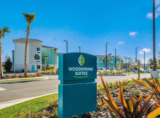 WoodSpring Suites Bradenton allows check-in for 18 year-old guests